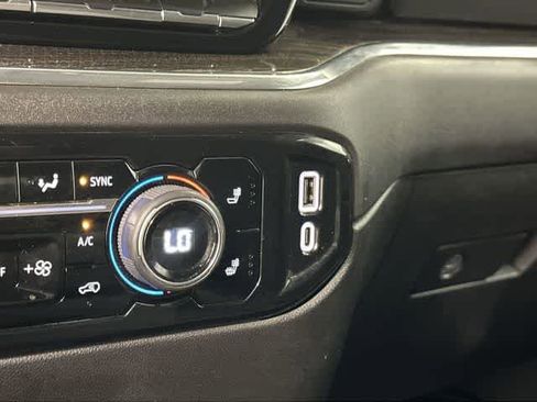 Used 2024 Chevrolet Silverado 2500 LT image 26