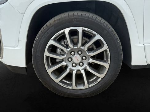 Used 2023 GMC Acadia Denali AWD/4WD image 13