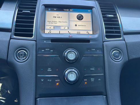 Used 2018 Ford Taurus SEL w/ Equipment Group 201A FWD image 30