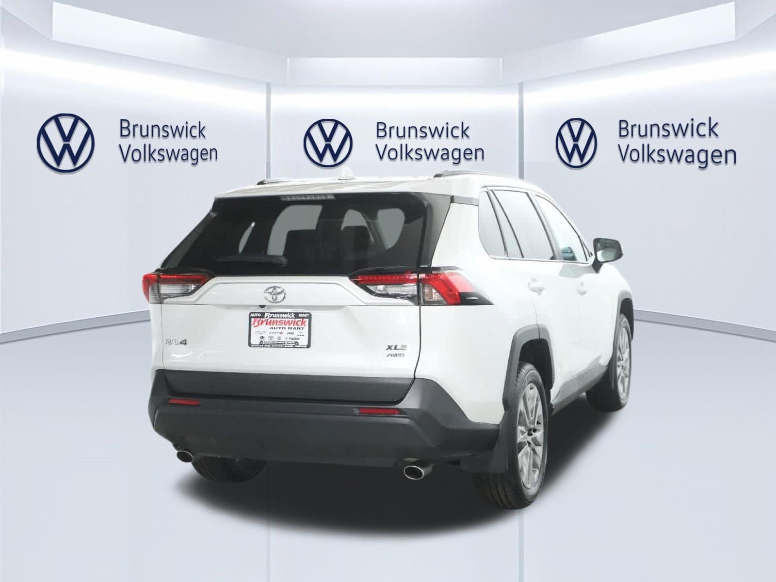 Used 2024 Toyota RAV4 XLE Premium w/ Weather Package AWD/4WD image 47