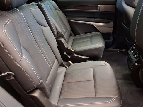 Certified 2026 Cadillac Vistiq Luxury AWD/4WD image 20