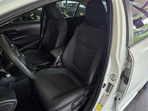Used 2022 Toyota Corolla LE FWD image 8