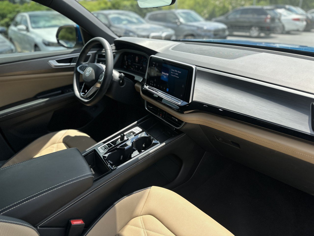 Used 2024 Volkswagen Atlas Cross Sport SE FWD image 22
