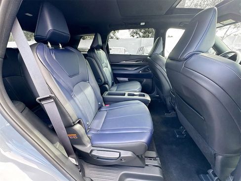 Used 2026 INFINITI QX60 Sport w/ Dark Cargo Package image 31