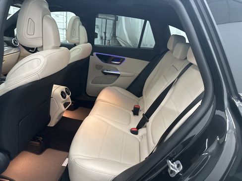 New 2026 Mercedes-Benz GLC 300 image 22