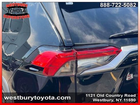 Used 2022 Toyota RAV4 Limited w/ Limited Grade Weather Package AWD/4WD image 12
