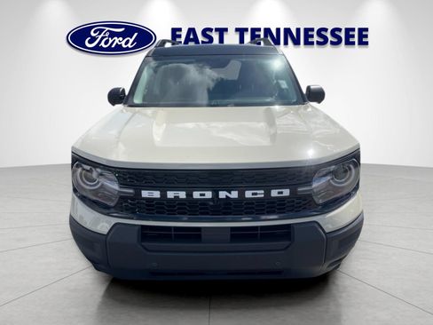 Used 2025 Ford Bronco Sport Outer Banks w/ Outer Banks Tech Package+ AWD/4WD image 9