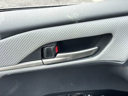 New 2026 Toyota Camry SE image 9