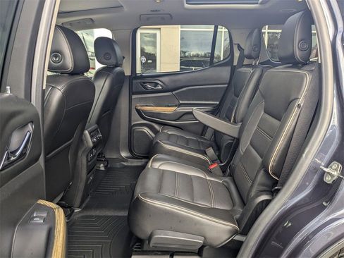 Used 2018 GMC Acadia Denali w/ Technology Package image 3