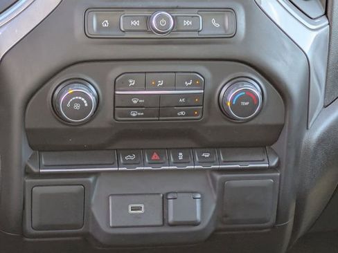 Used 2020 Chevrolet Silverado 1500 Custom w/ Custom Value Package image 23