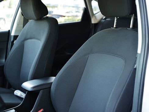 Used 2024 Hyundai Kona SEL FWD image 18
