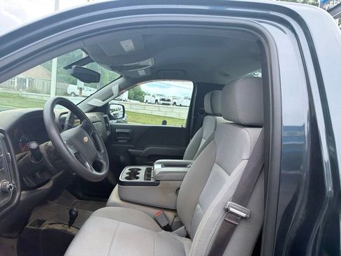 Used 2017 Chevrolet Silverado 1500 W/T w/ Trailering Package AWD/4WD image 7