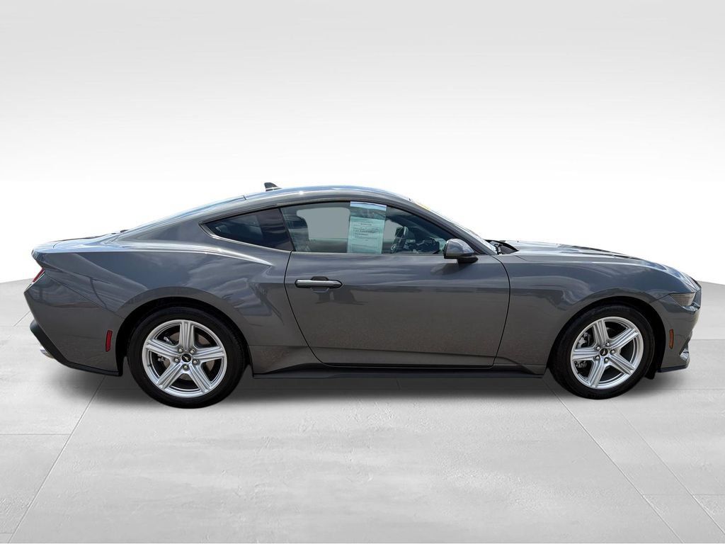 Used 2026 Ford Mustang Premium RWD image 9