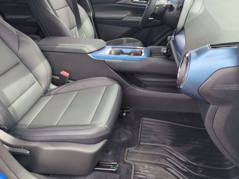 New 2026 Chevrolet Equinox EV LT w/ LPO, All-Weather Mat Package image 26