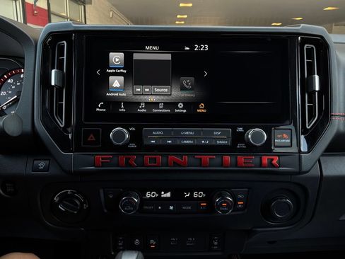 Used 2026 Nissan Frontier PRO-4X AWD/4WD image 31