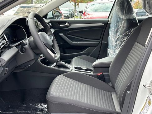New 2026 Volkswagen Jetta S image 10