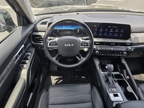 Used 2025 Kia Telluride SX Prestige AWD/4WD image 13