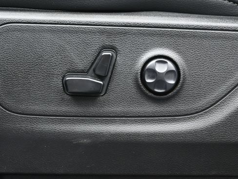 Used 2019 RAM 1500 Rebel w/ Rebel Level 2 Equipment Group AWD/4WD image 10