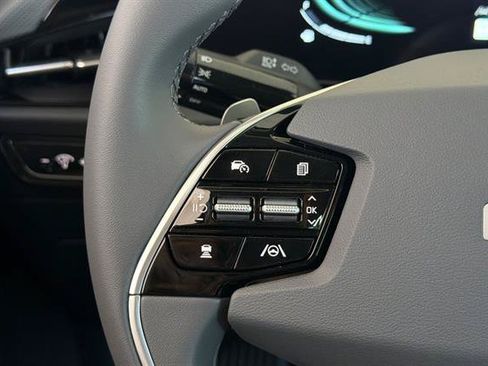 New 2026 Kia Niro EX FWD image 28