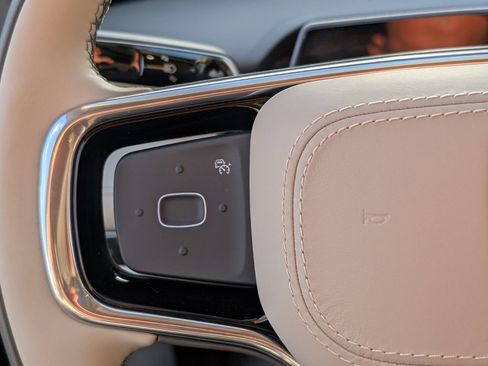 New 2025 Lincoln Nautilus Reserve w/ Jet Appearance Package image 22