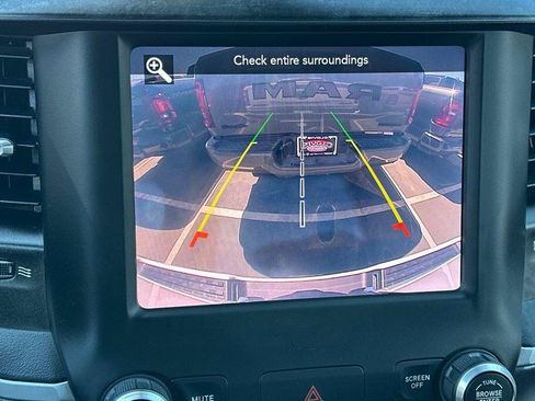 Used 2020 RAM 1500 Big Horn AWD/4WD image 18