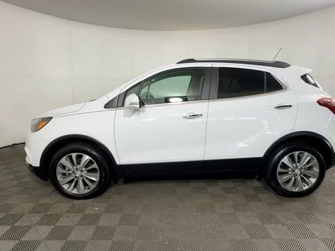 Used 2019 Buick Encore Preferred AWD/4WD image 12