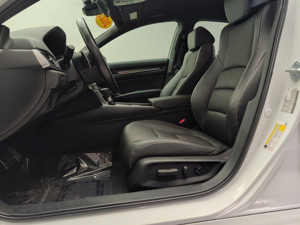 Used 2022 Honda Accord Sport image 10
