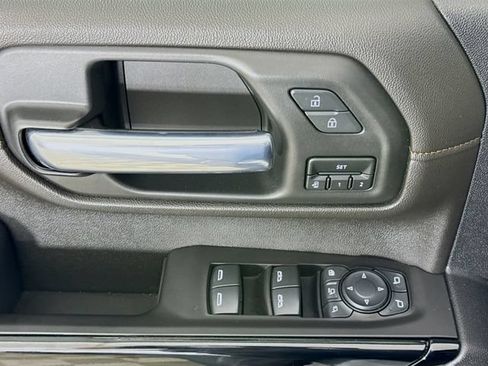 Used 2020 GMC Sierra 2500 AT4 w/ AT4 Premium Package AWD/4WD image 19