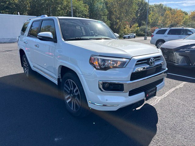 Certified 2021 Toyota 4Runner Limited AWD/4WD image 3