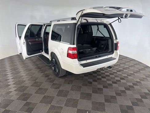 Used 2017 Ford Expedition Max Platinum AWD/4WD image 18