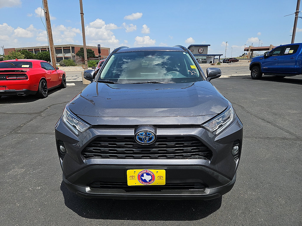 Certified 2021 Toyota RAV4 XLE w/ Convenience Package AWD/4WD image 8