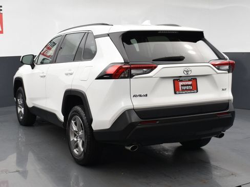Used 2024 Toyota RAV4 XLE FWD image 3