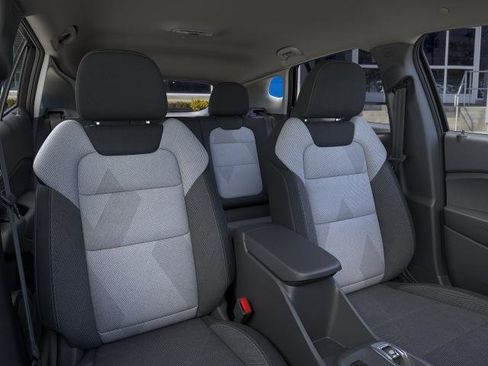 New 2026 Chevrolet Trax LS w/ LS Convenience Package FWD image 16
