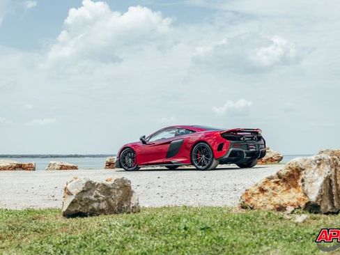 Used 2016 McLaren 675LT Coupe RWD image 63