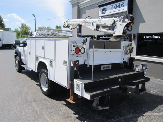 Used 2015 Ford F550 4x4 Regular Cab Super Duty image 3