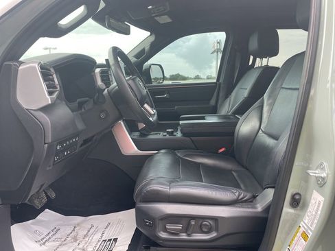 Used 2024 Toyota Tundra Platinum AWD/4WD image 12