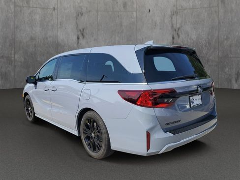 New 2026 Honda Odyssey Sport-L image 4