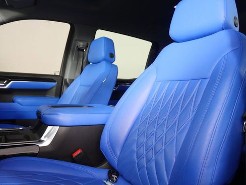 Used 2022 Chevrolet Silverado 1500 RST image 12