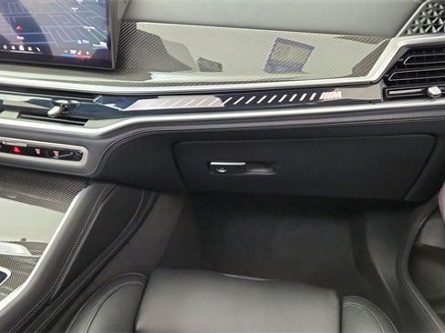 Used 2025 BMW X6 M Competition w/ Executive Package image 36