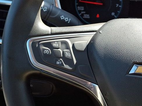 Used 2018 Chevrolet Equinox LS image 21