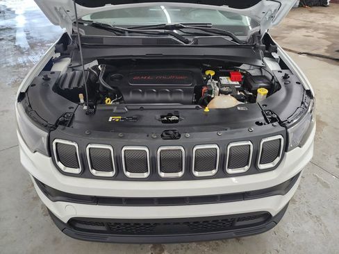 Used 2022 Jeep Compass Latitude w/ Convenience Group image 33