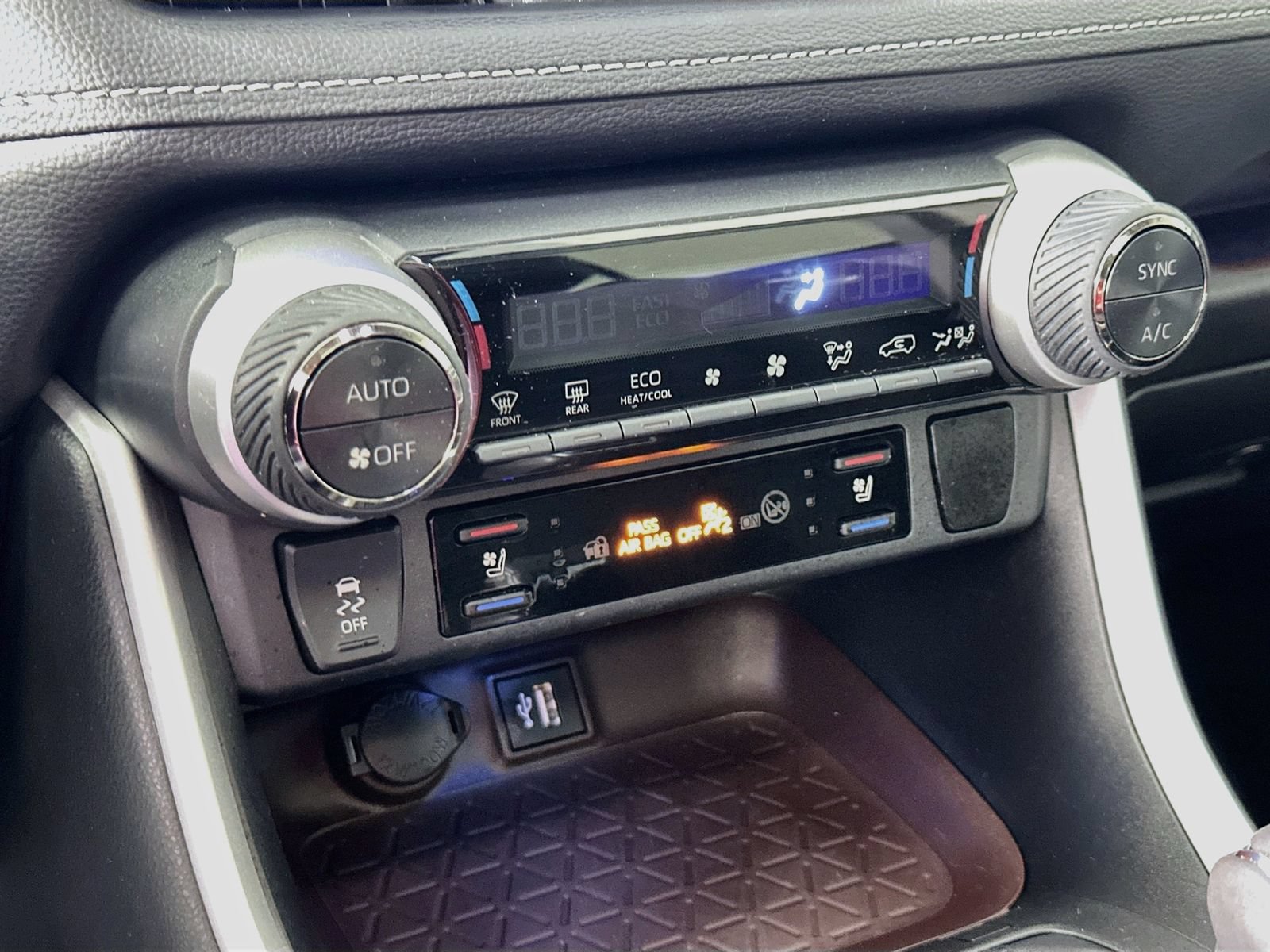 Certified 2024 Toyota RAV4 Limited w/ Weather Package AWD/4WD image 16