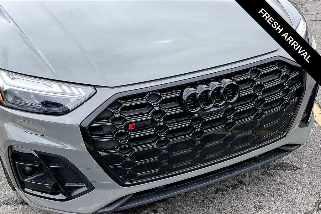 Used 2021 Audi SQ5 Prestige w/ Prestige Package AWD/4WD image 32