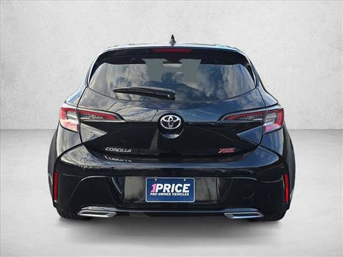 Used 2022 Toyota Corolla XSE image 6