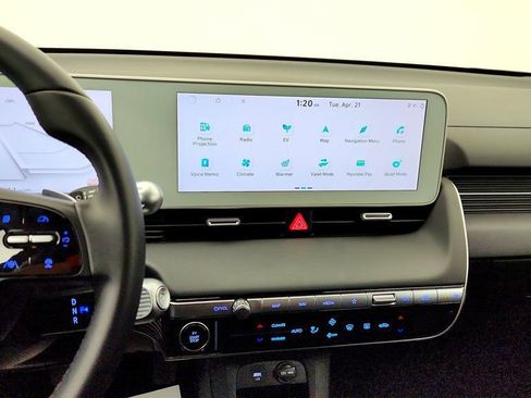 Used 2024 Hyundai Ioniq 5 SE image 16
