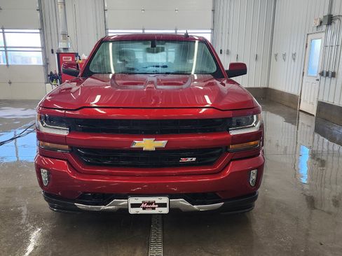 Used 2018 Chevrolet Silverado 1500 LT w/ All Star Edition image 2