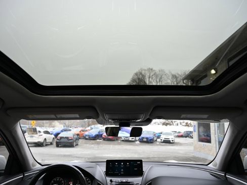 Used 2021 Acura RDX SH-AWD image 15