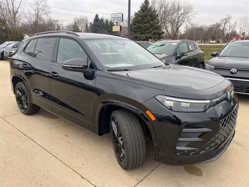 New 2026 Volkswagen Tiguan SE R-Line image 1