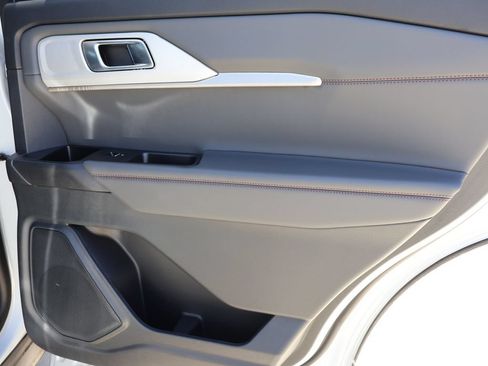 New 2026 Ford Explorer Active AWD/4WD image 12