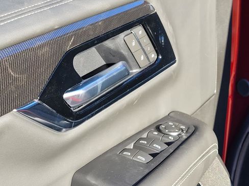 New 2026 GMC Yukon XL Elevation w/ Elevation Premium Package image 10